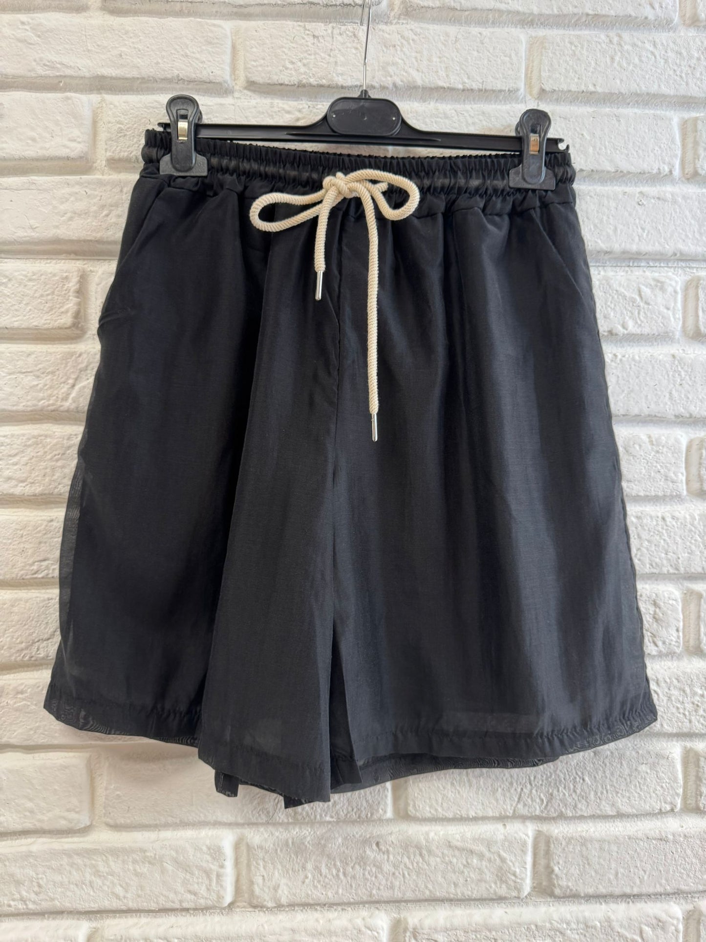 SHORT 19167