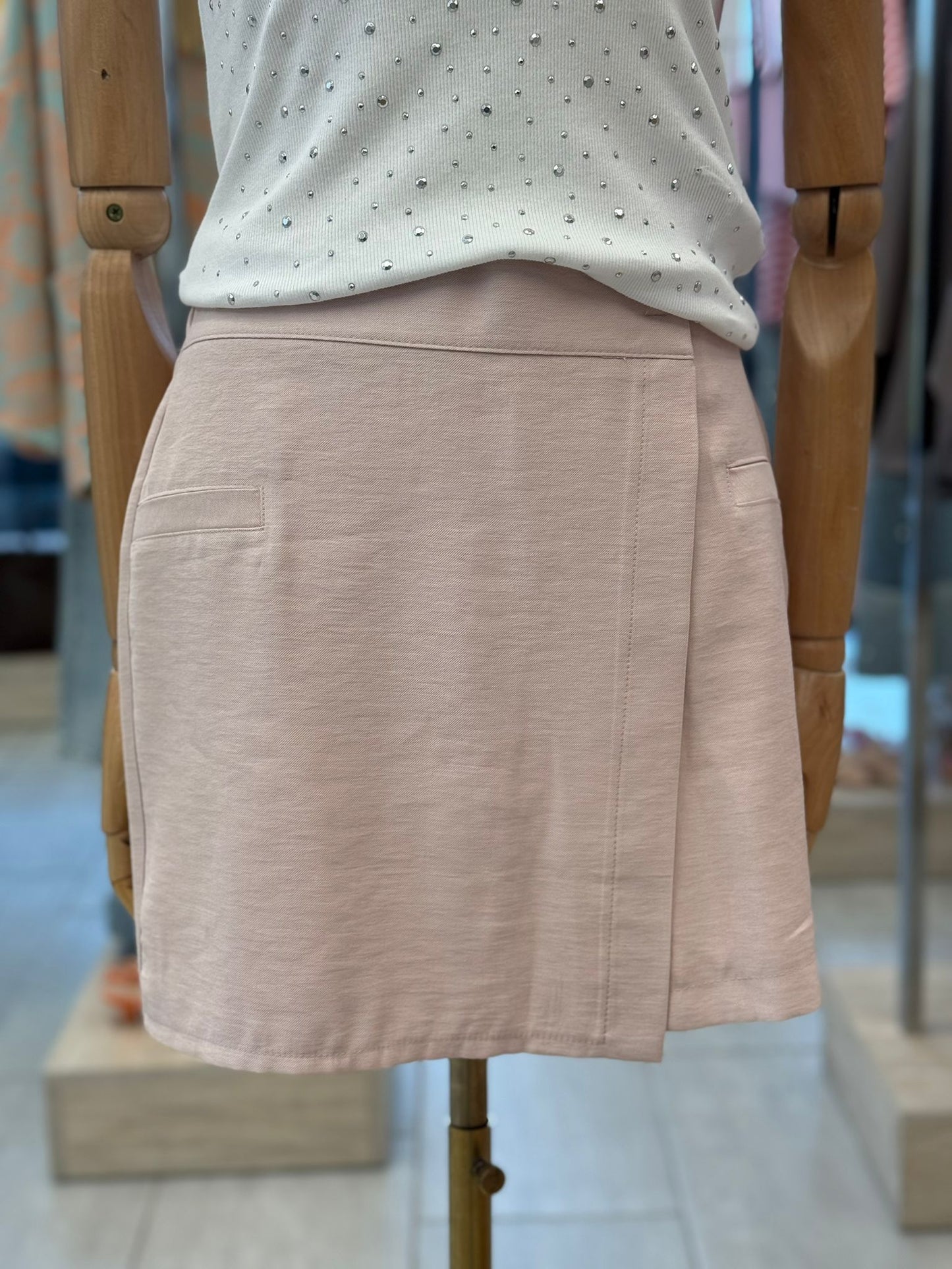 SHORT 1367