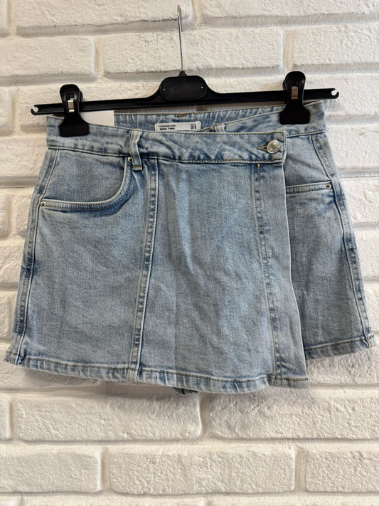 SHORT/GONNA  2050
