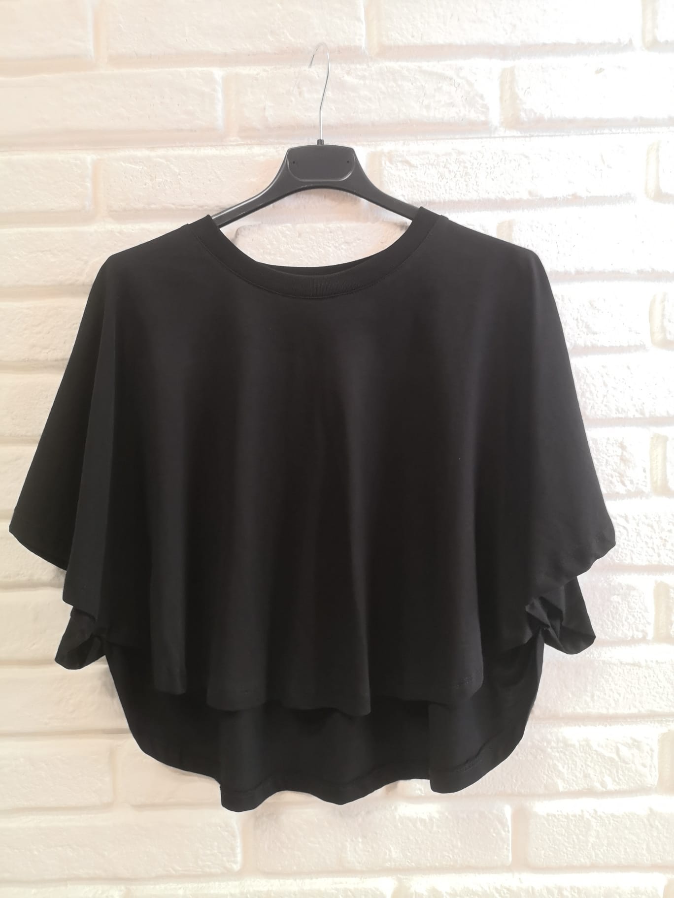 TSHIRT CROP LD2835