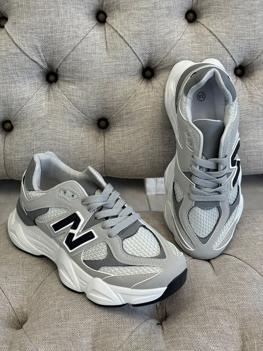 SNEAKERS 8705