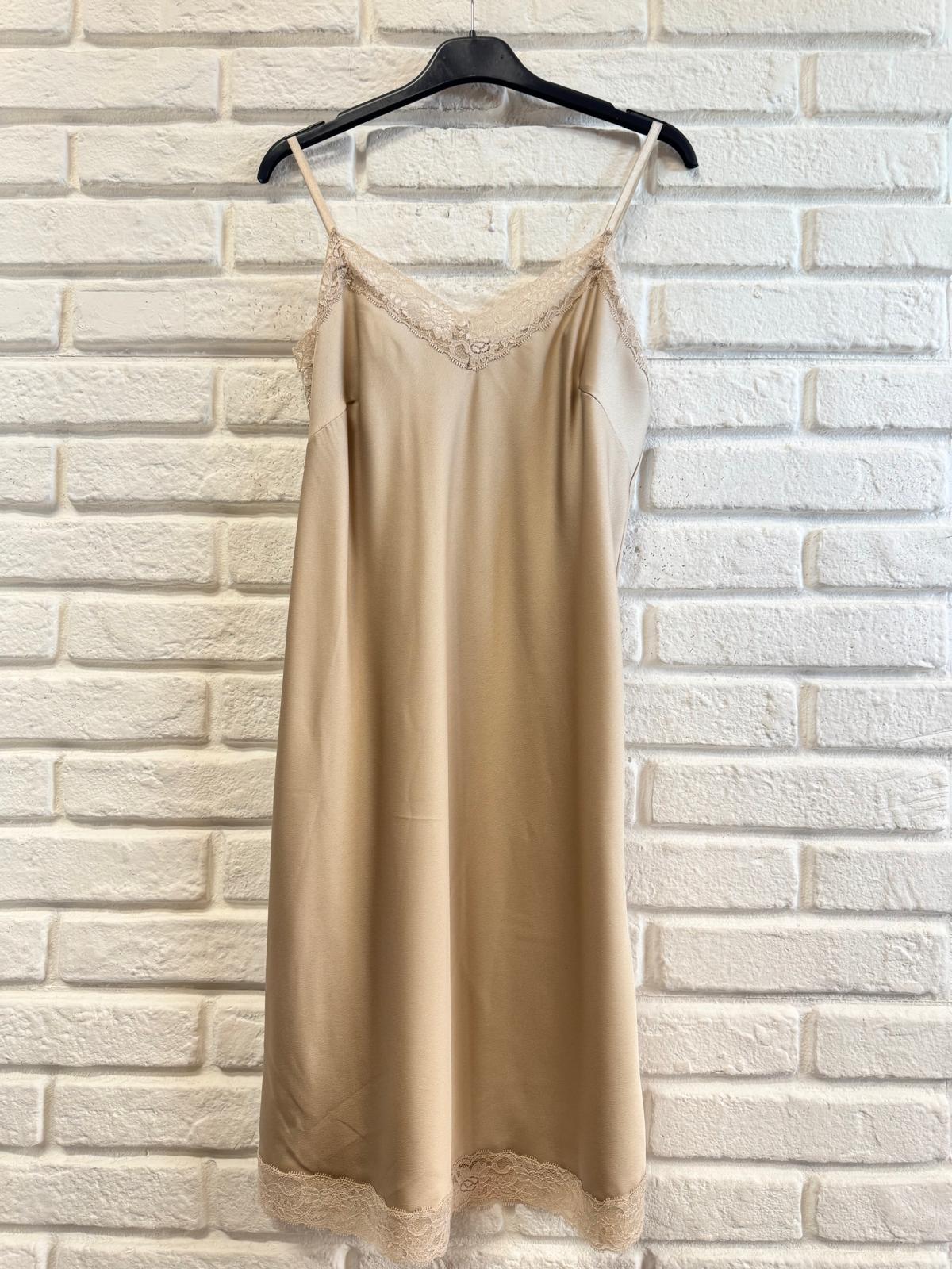 ABITO SOTTOVESTE 8013