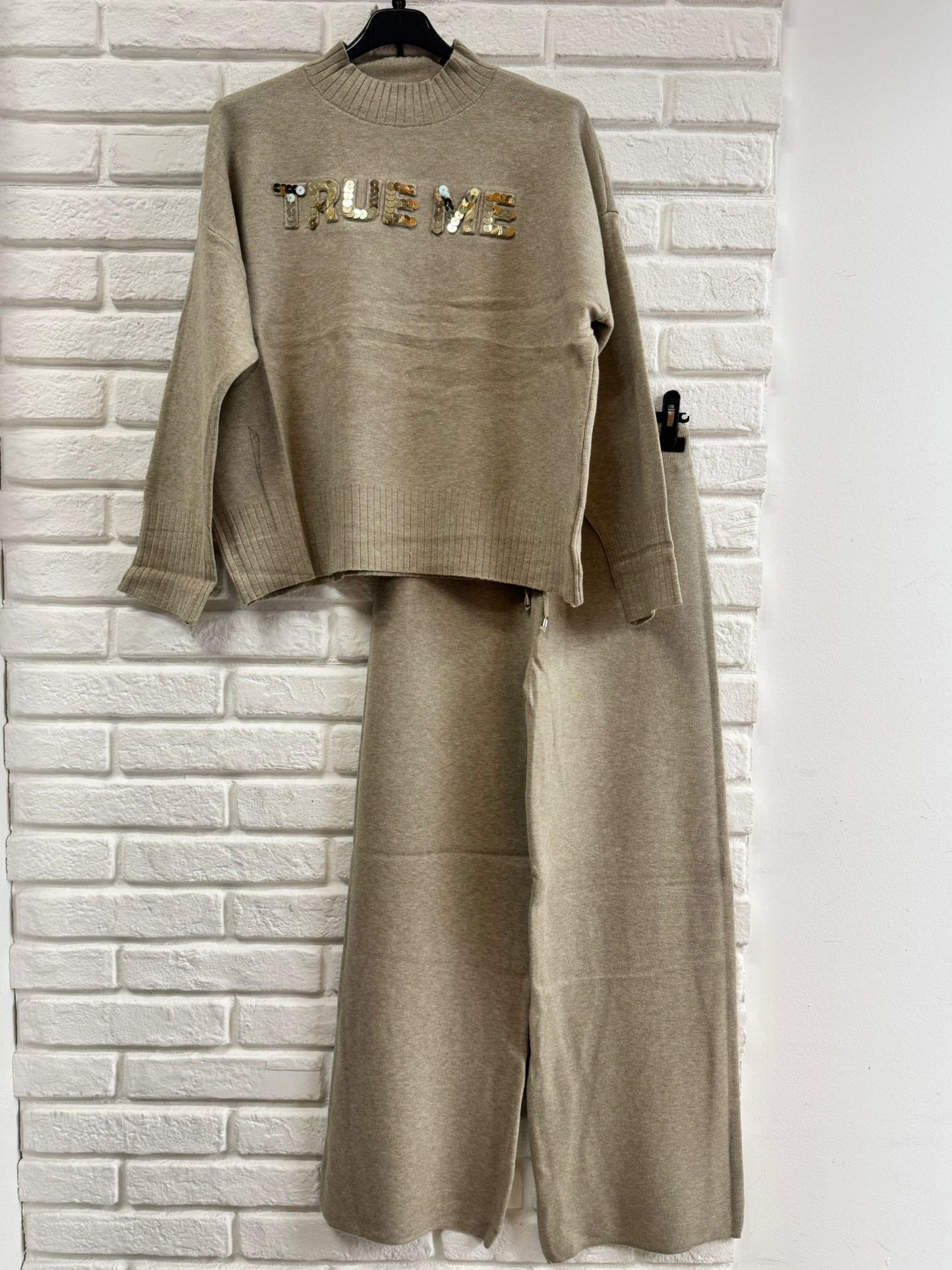 COMPLETO MAGLIA 01766